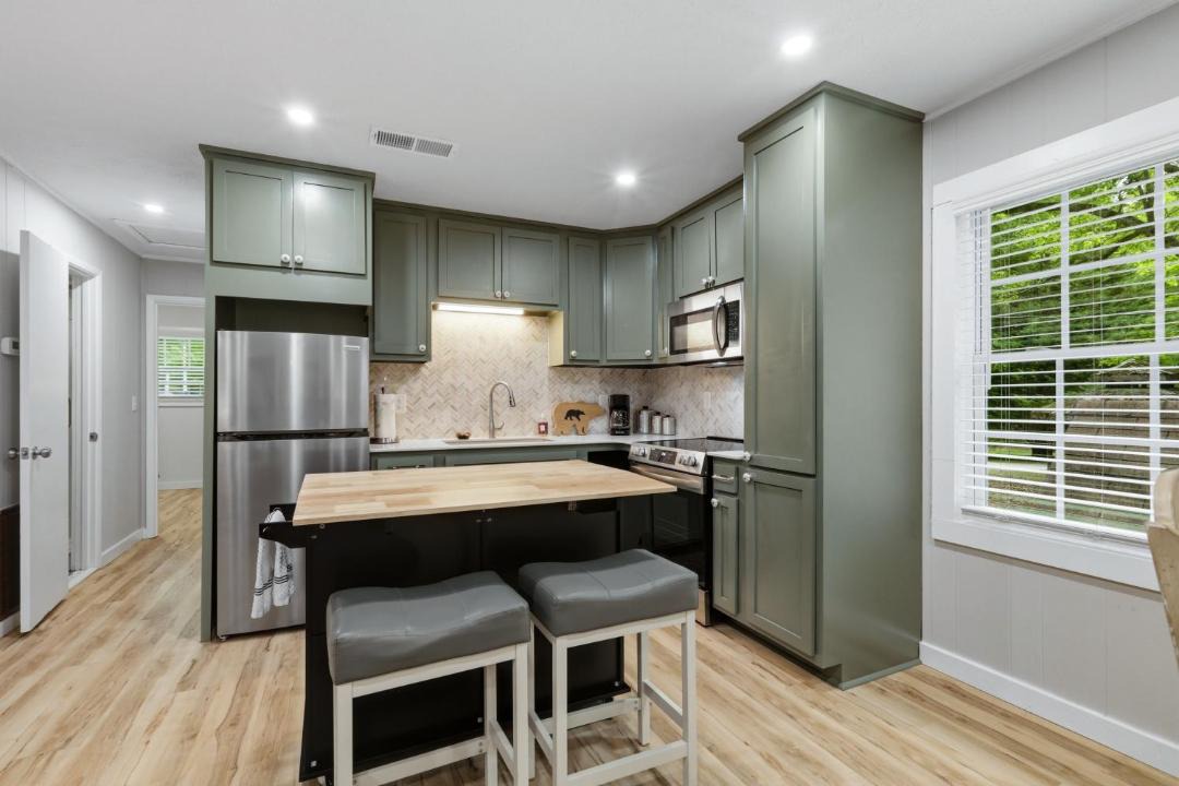 Photo of Others in Pine Mountain Valley