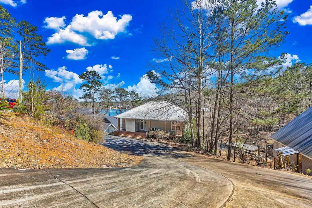 Photo of Others in Dadeville