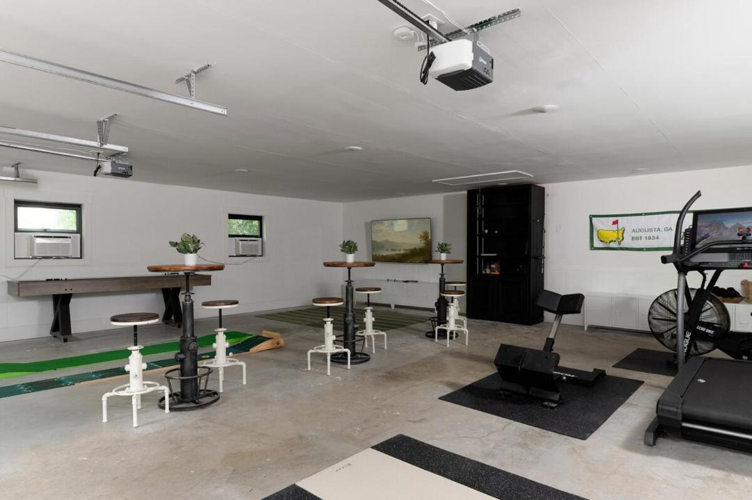 Photo of Livingroom in Lake Oconee