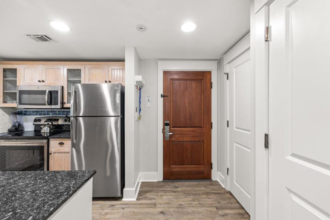 Photo of Kitchen in Baytowne Wharf