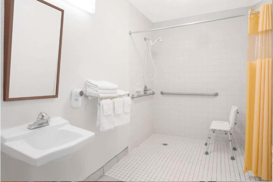 Photo of Bathroom in Milledgeville