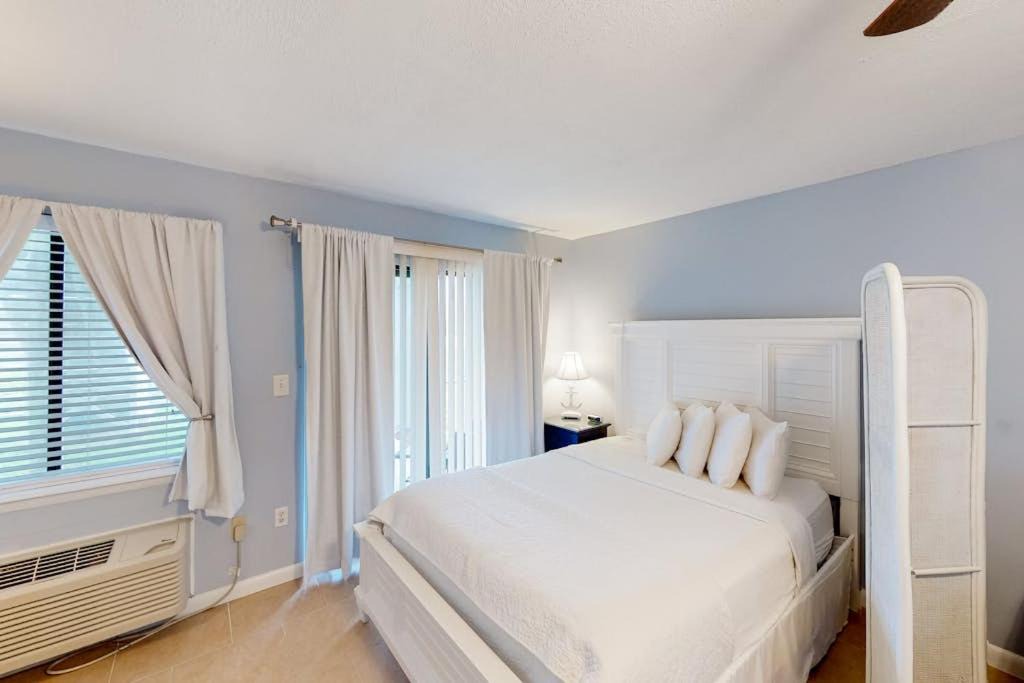 Photo of Bedroom in El Centro Beach