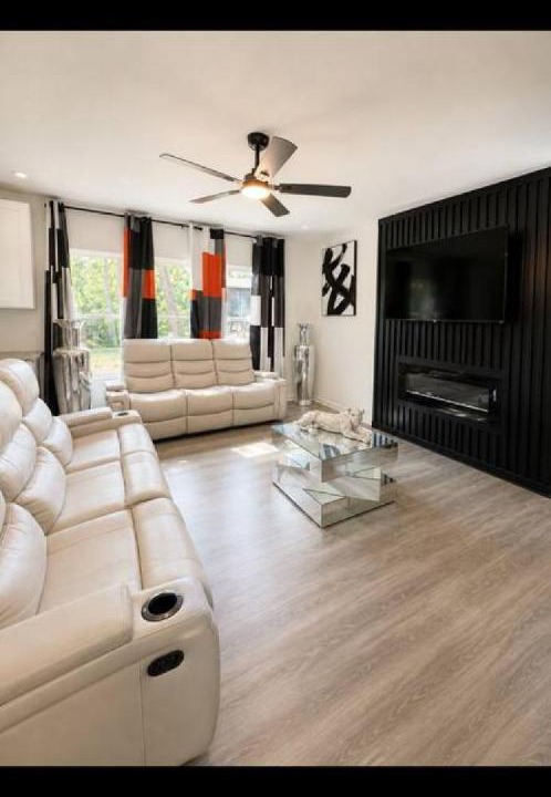 Photo of Livingroom in Ellenwood