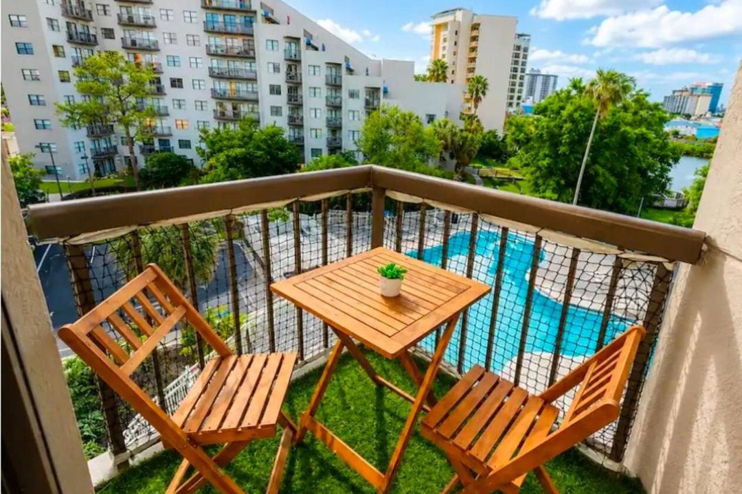 Photo of Patio Balcony in Florida Center