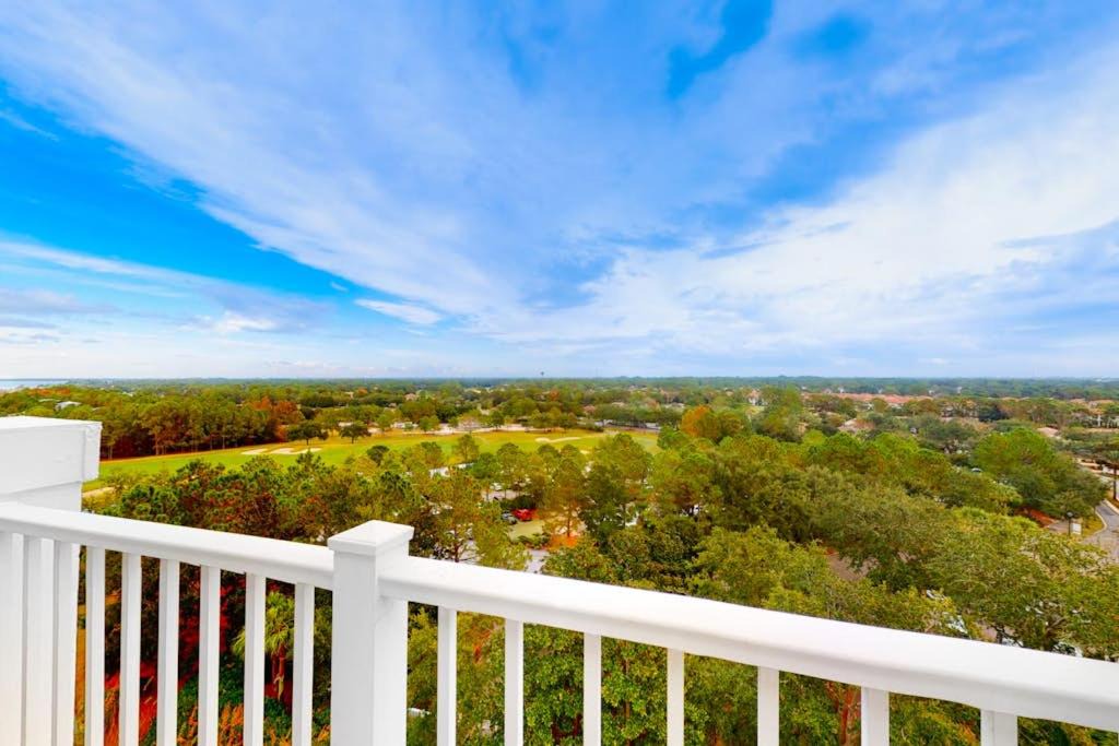 Photo of Patio Balcony in Baytowne Wharf