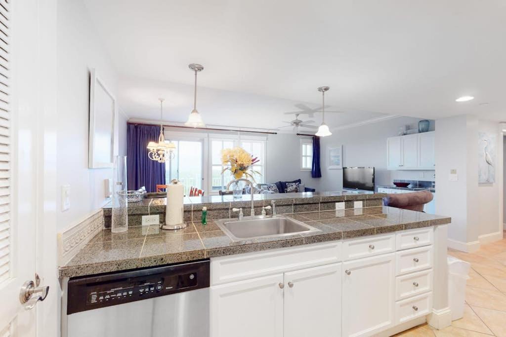 Photo of Kitchen in Baytowne Wharf