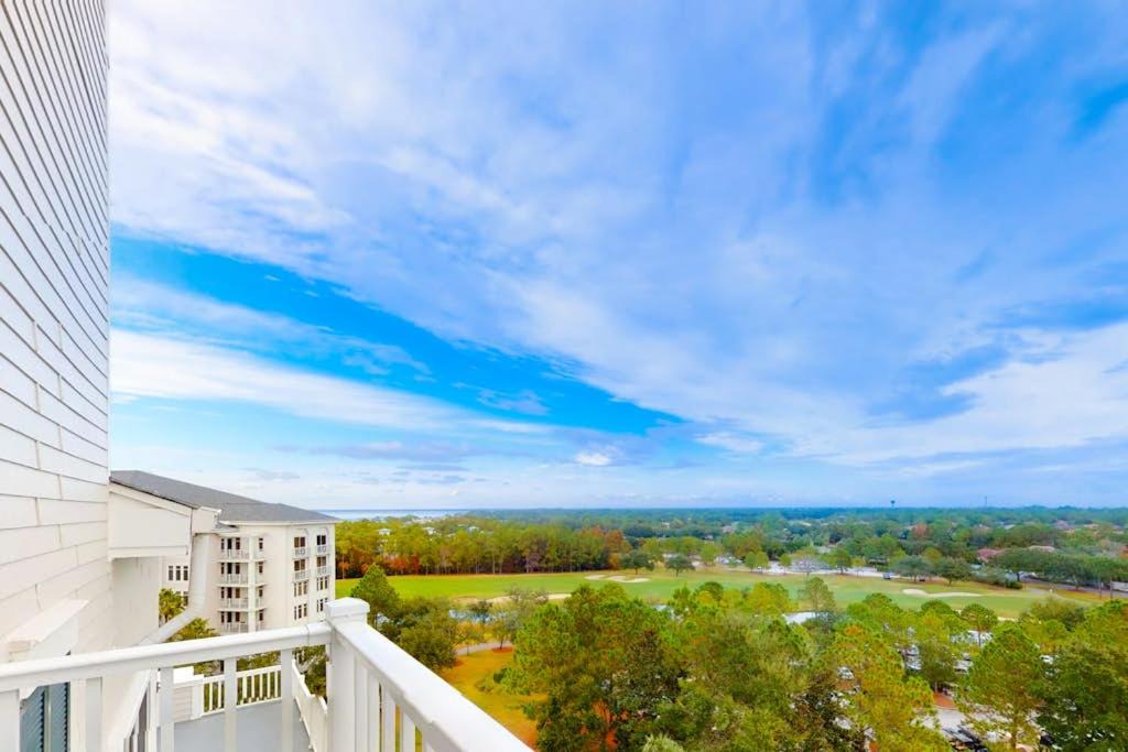 Photo of Patio Balcony in Baytowne Wharf
