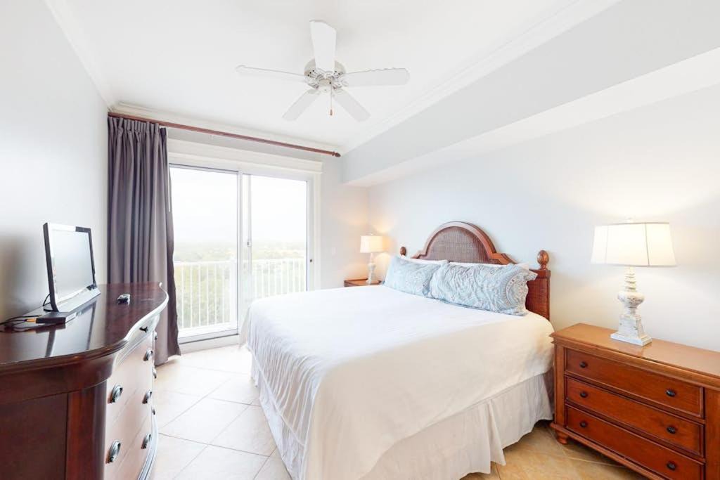 Photo of Bedroom in Baytowne Wharf