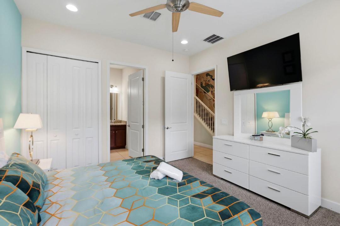 Photo of Bedroom in Davenport