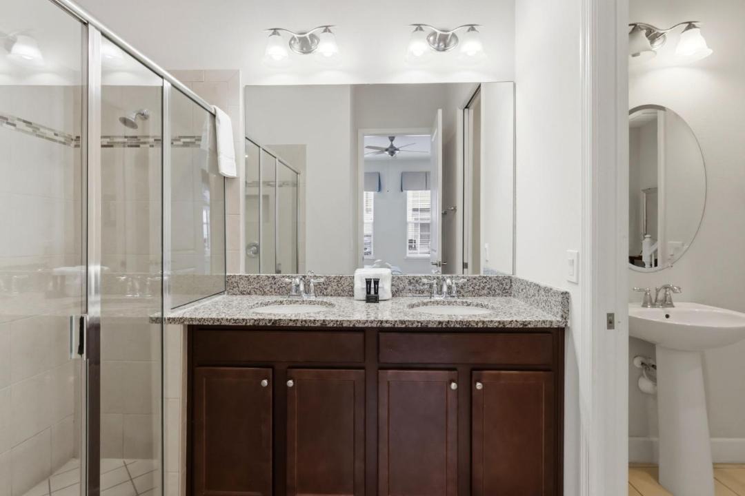 Photo of Bathroom in Davenport