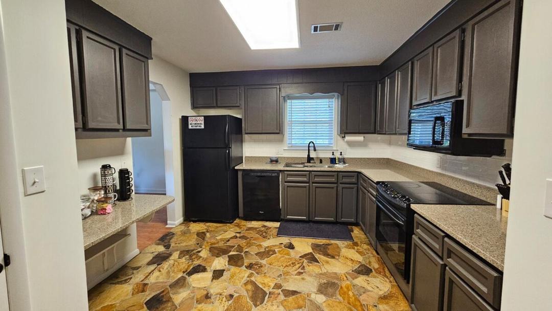 Photo of Kitchen in Warner Robins