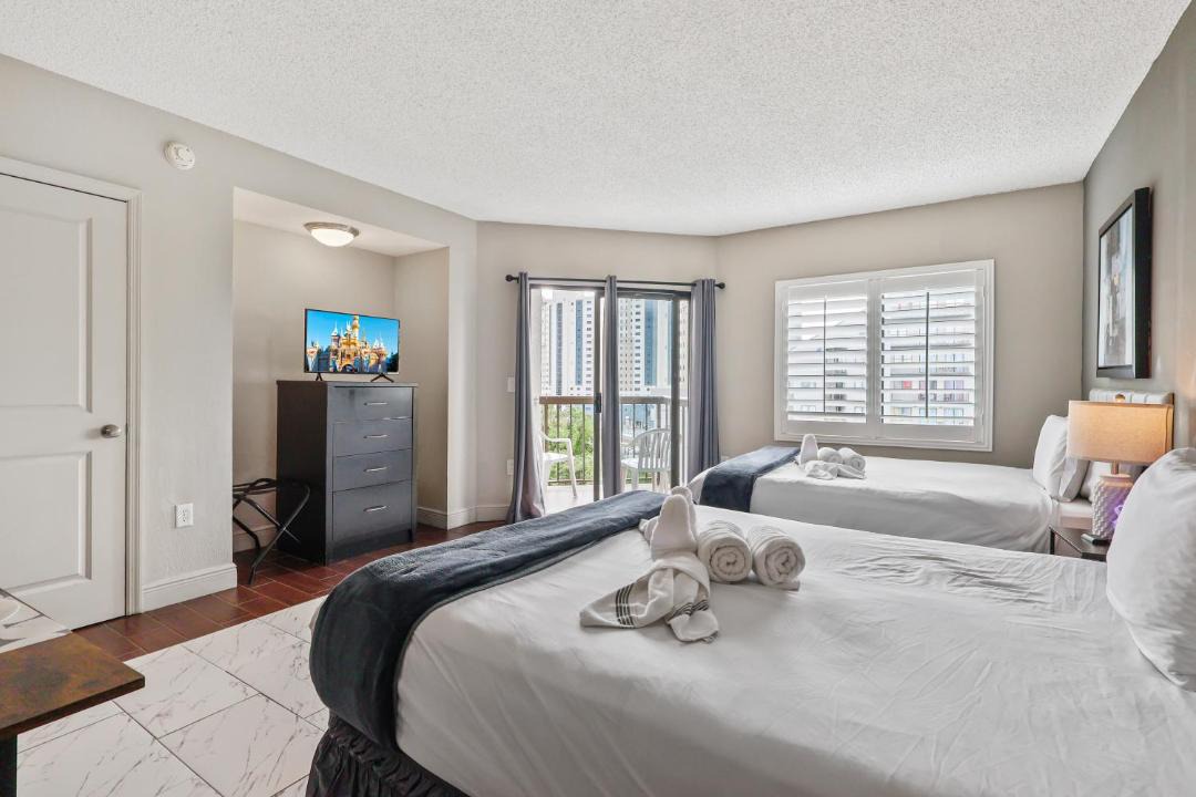 Photo of Bedroom in Florida Center