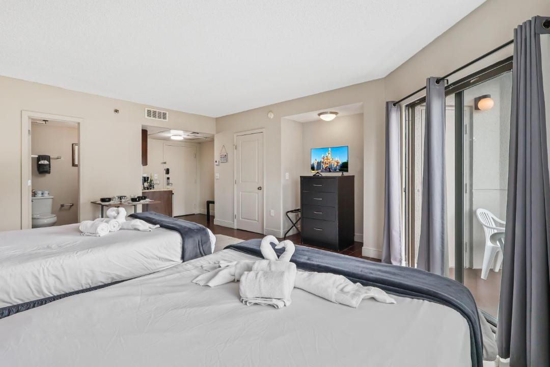 Photo of Bedroom in Florida Center