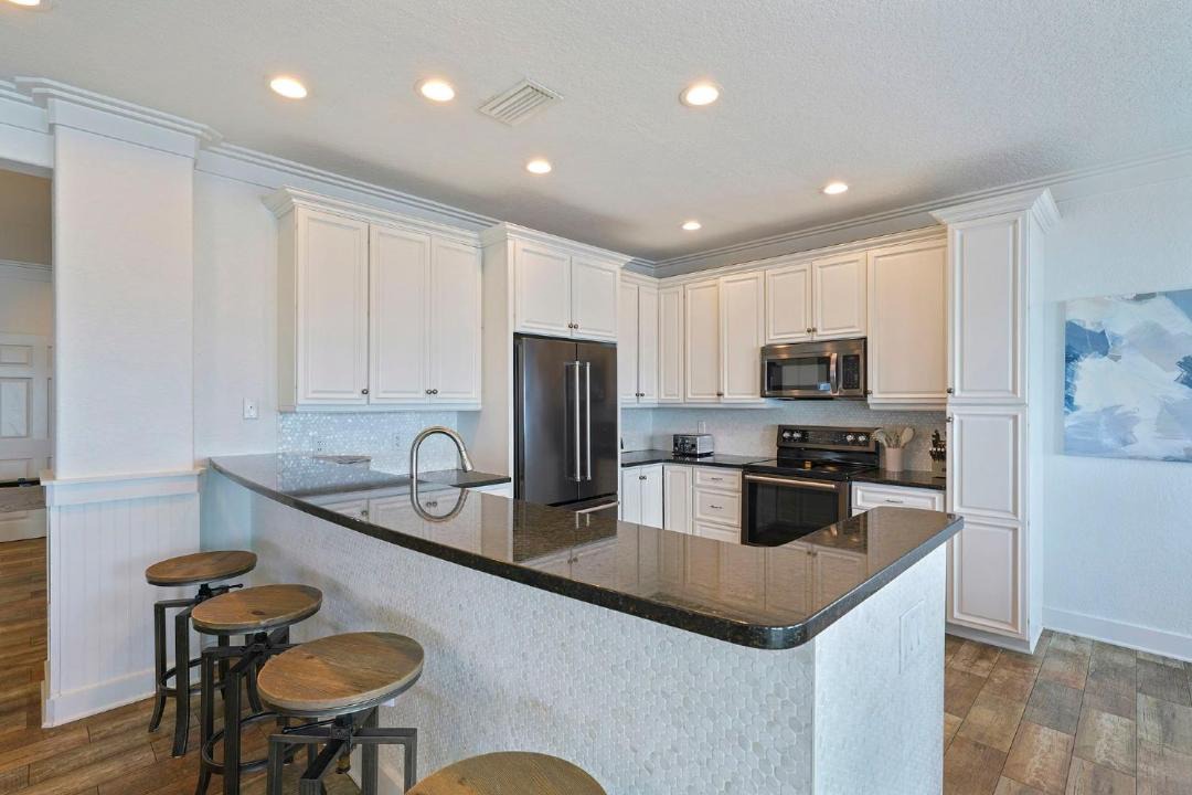 Photo of Kitchen in Tang-O-Mar