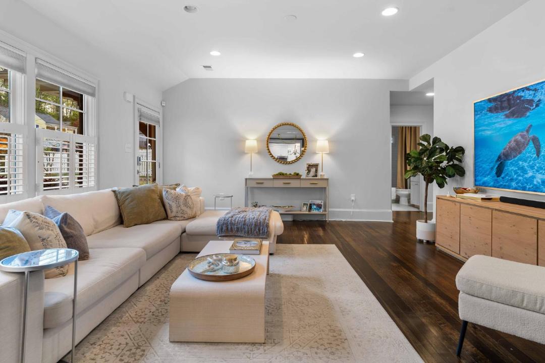 Photo of Livingroom in Decatur