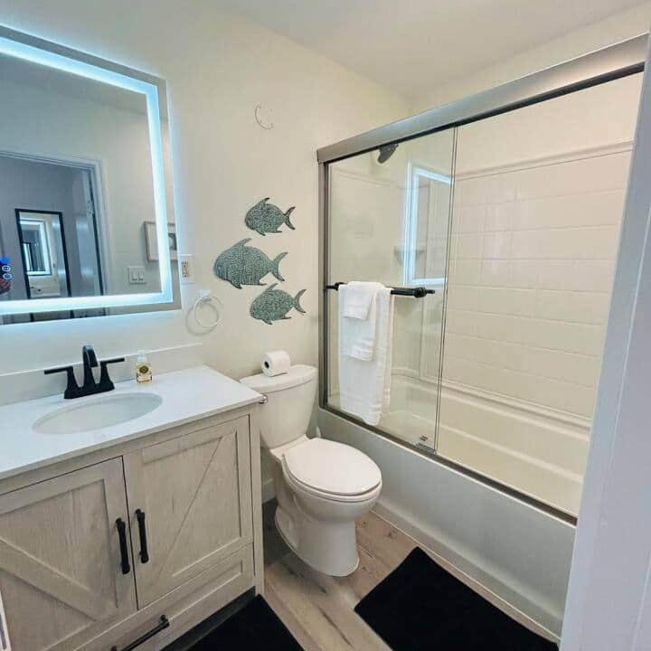 Photo of Bathroom in Avondale
