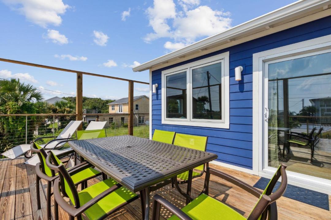 Photo of Patio Balcony in Ocean Cay