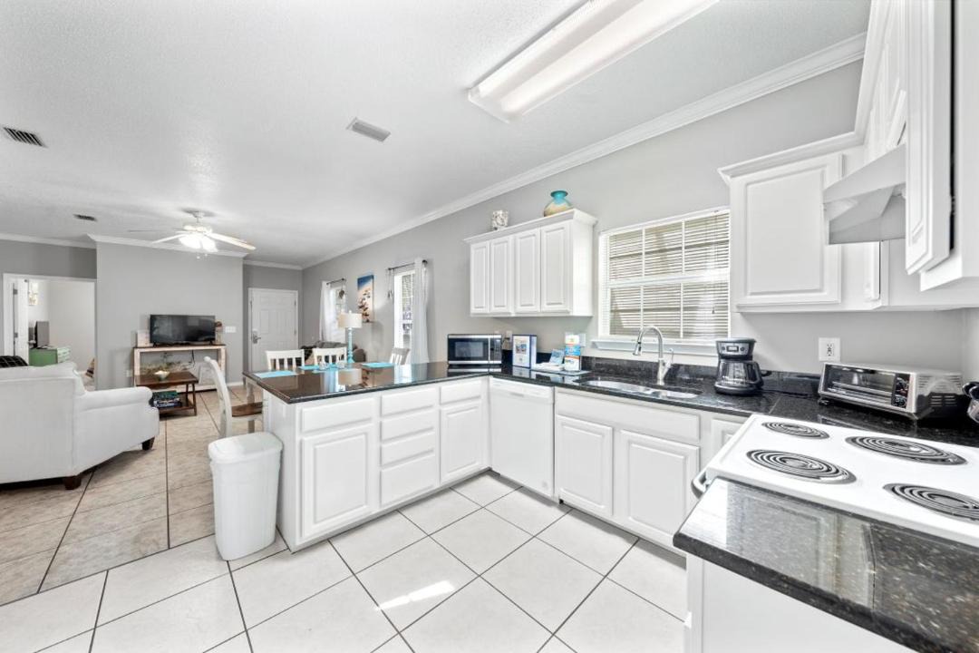 Photo of Kitchen in Orange Beach
