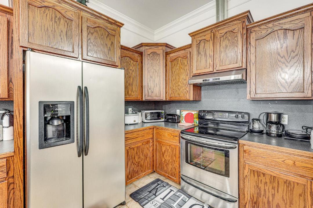 Photo of Others in Claiborne
