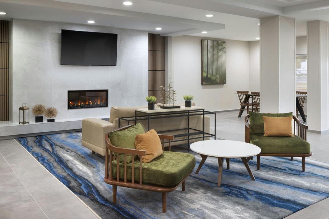 Photo of Livingroom in Lake City