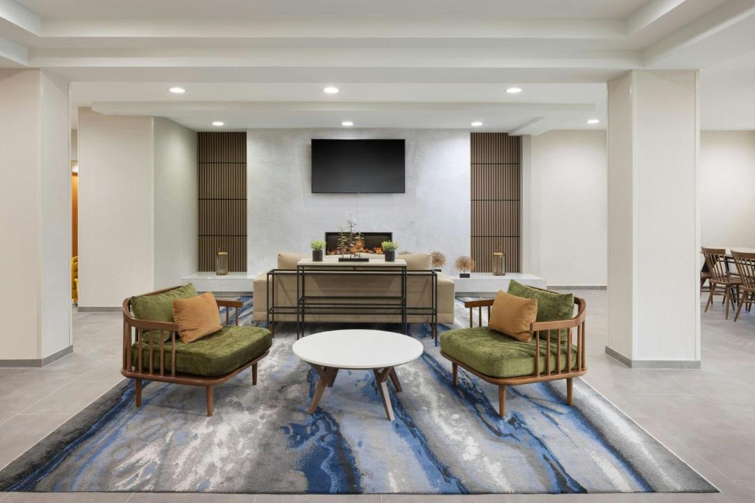 Photo of Livingroom in Lake City