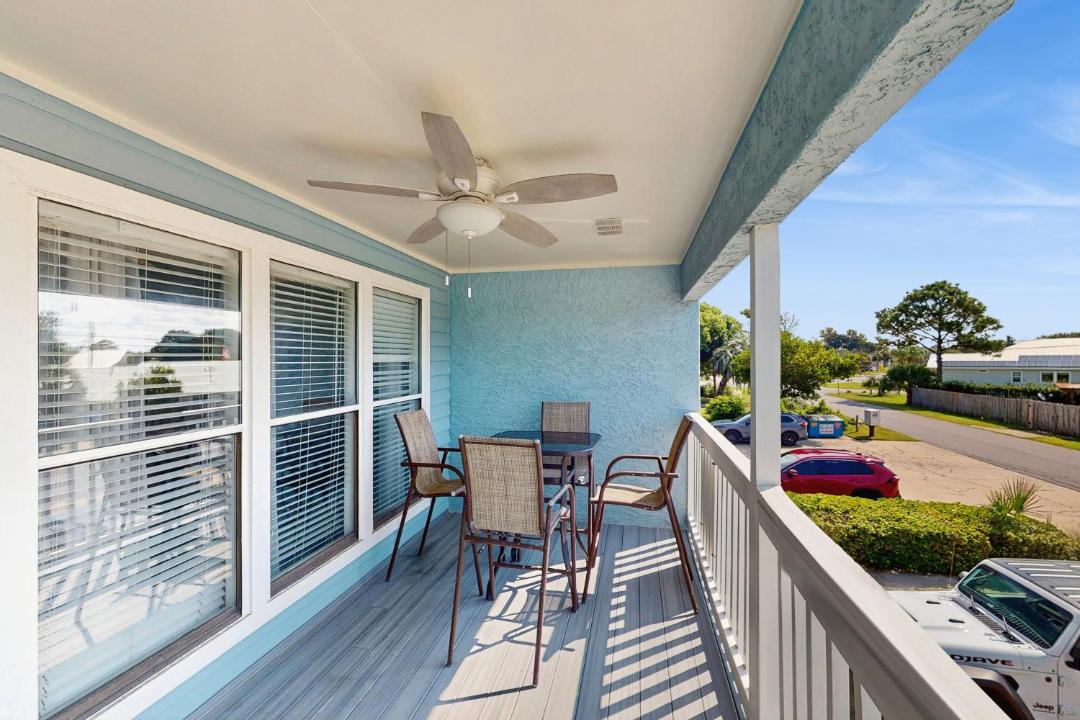 Photo of Patio Balcony in El Centro Beach