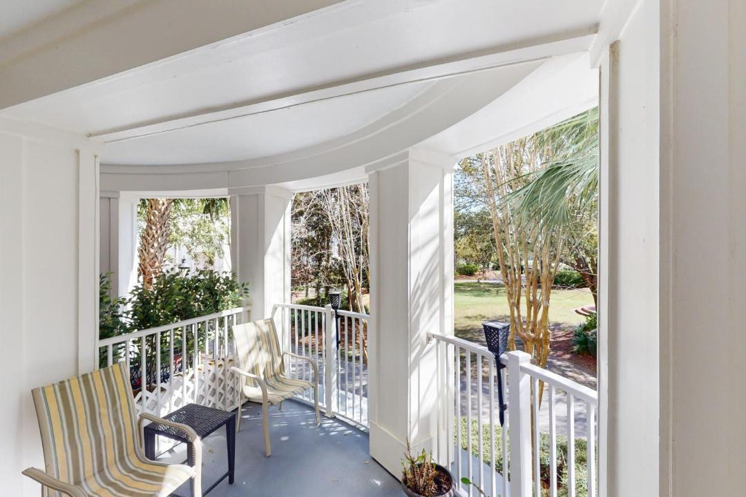 Photo of Patio Balcony in Baytowne Wharf