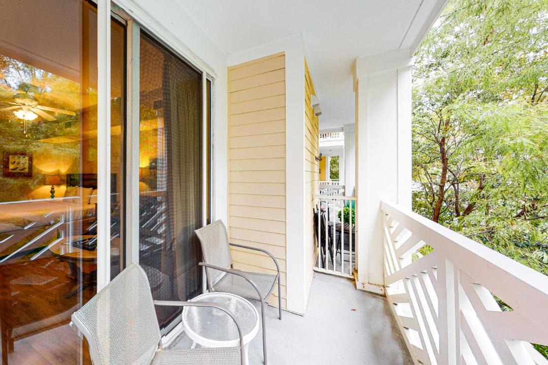 Photo of Patio Balcony in Baytowne Wharf