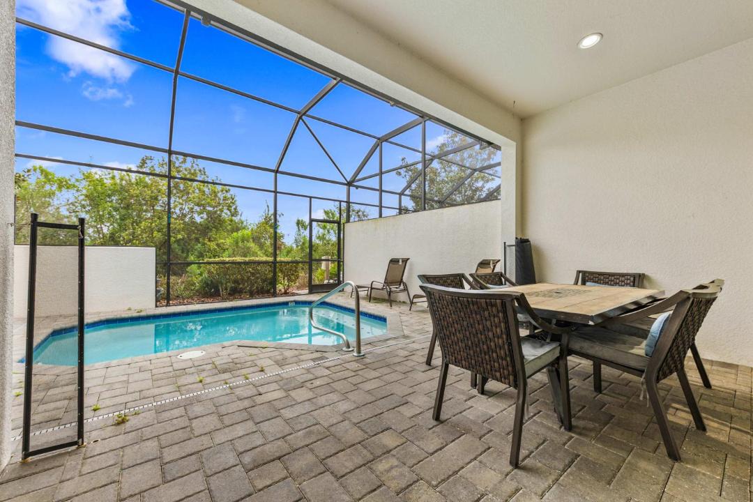 Photo of Patio Balcony in Davenport