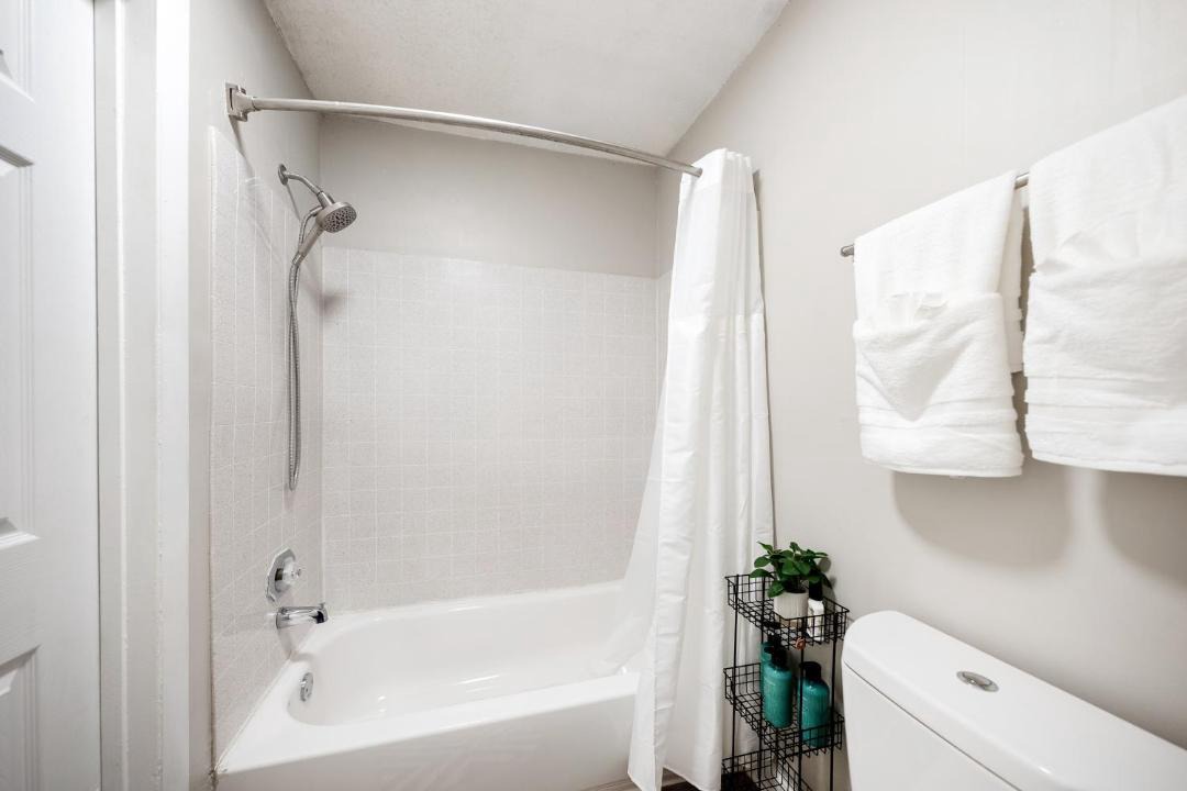 Photo of Bathroom in Crestline Heights