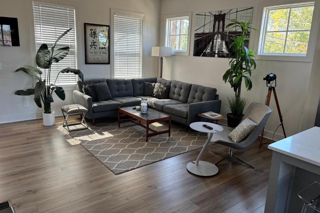 Photo of Livingroom in Westside