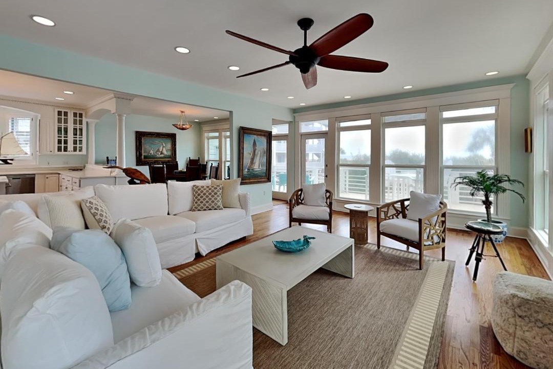 Photo of Livingroom in Tybee Island