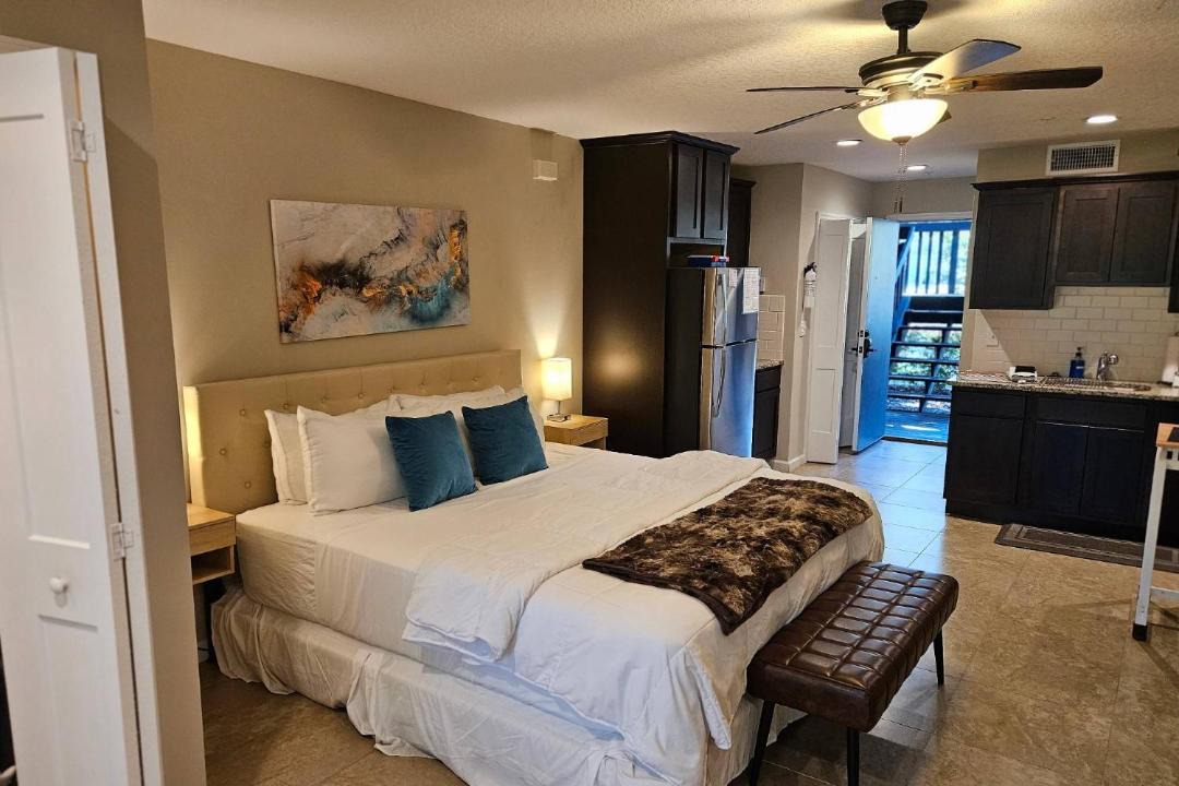 Photo of Bedroom in Middleburg