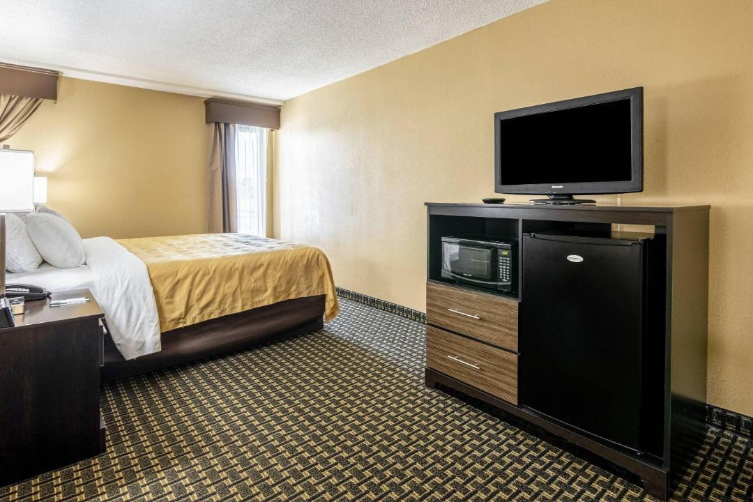 Photo of Bedroom in Perry