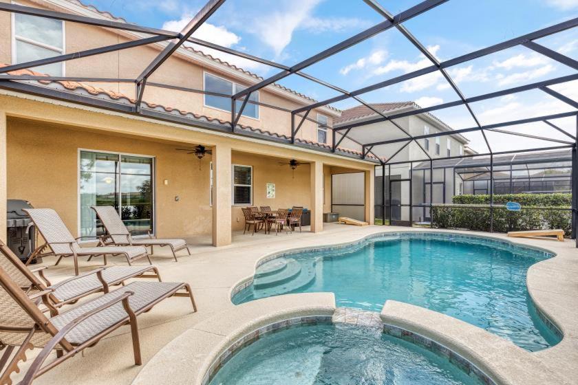 Photo of Patio Balcony in Loughman