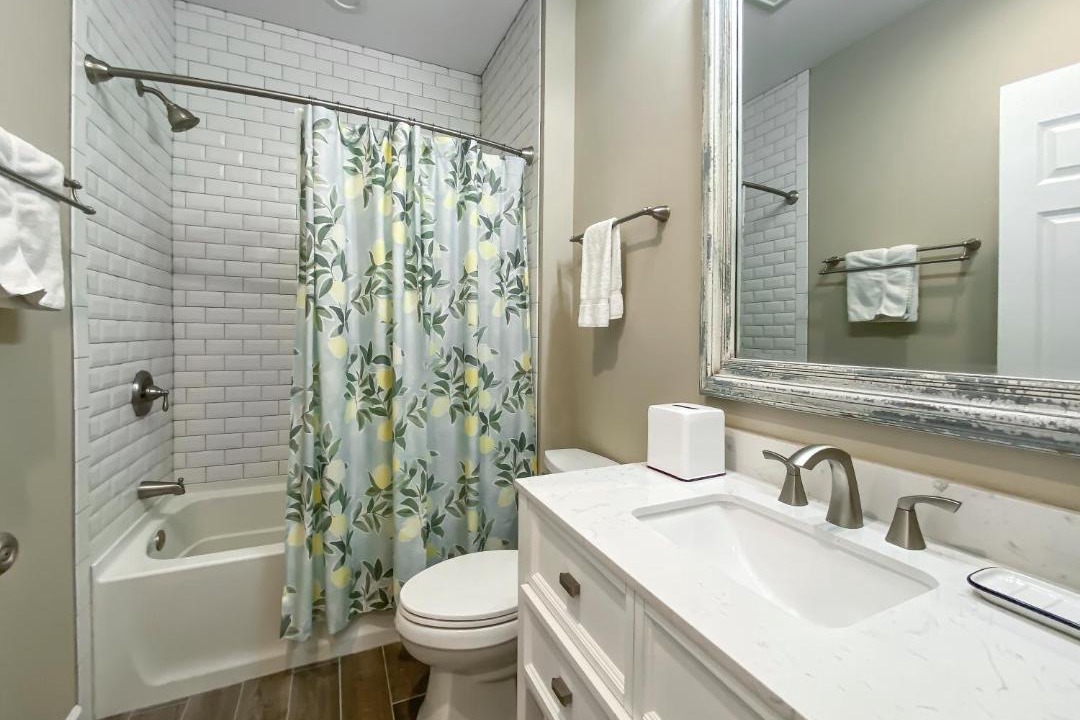 Photo of Bathroom in Harbour Town