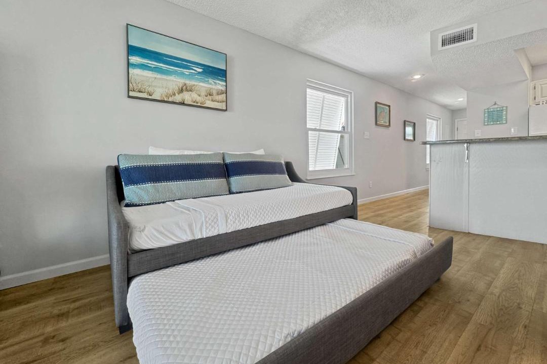 Photo of Bedroom in Gulf Shores
