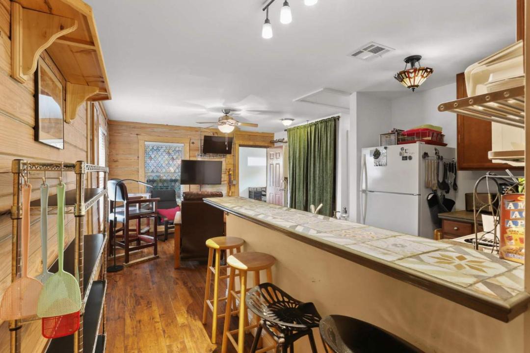 Photo of Kitchen in Seventh Ward