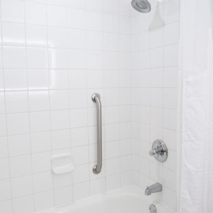 Photo of Bathroom in Saraland