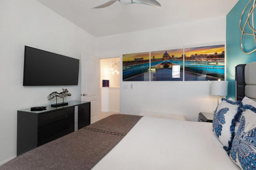 Photo of Bedroom in Loughman