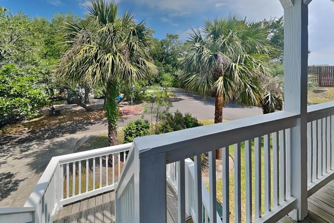 Photo of Patio Balcony in Tybee Island