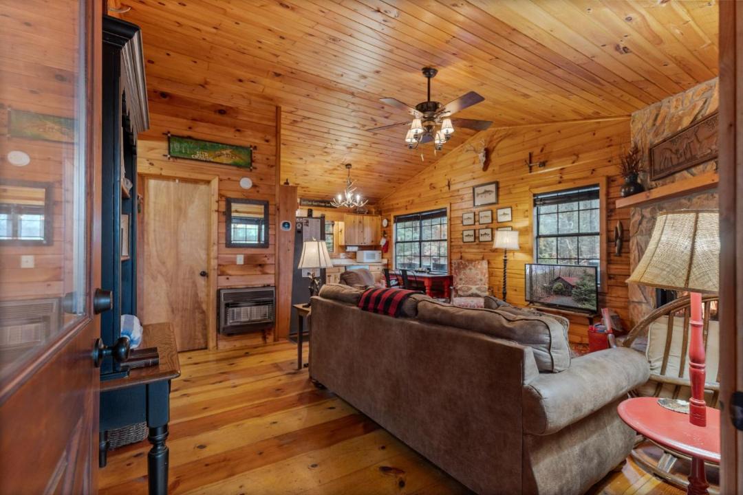 Photo of Others in Ellijay