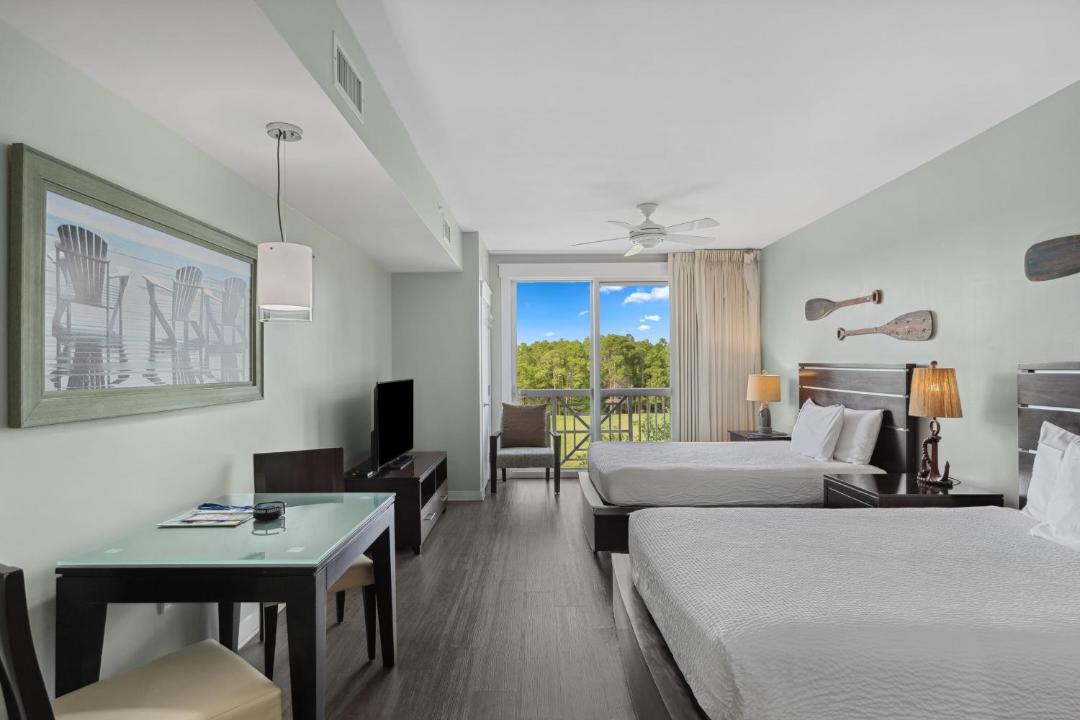 Photo of Bedroom in Baytowne Wharf