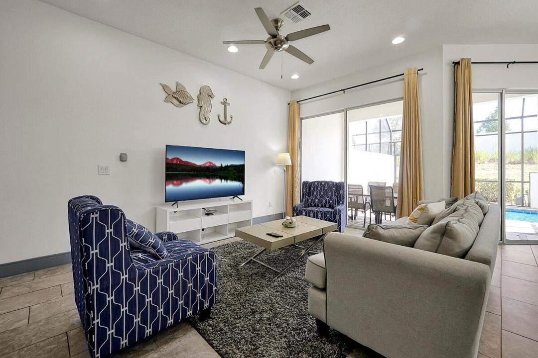 Photo of Livingroom in Davenport