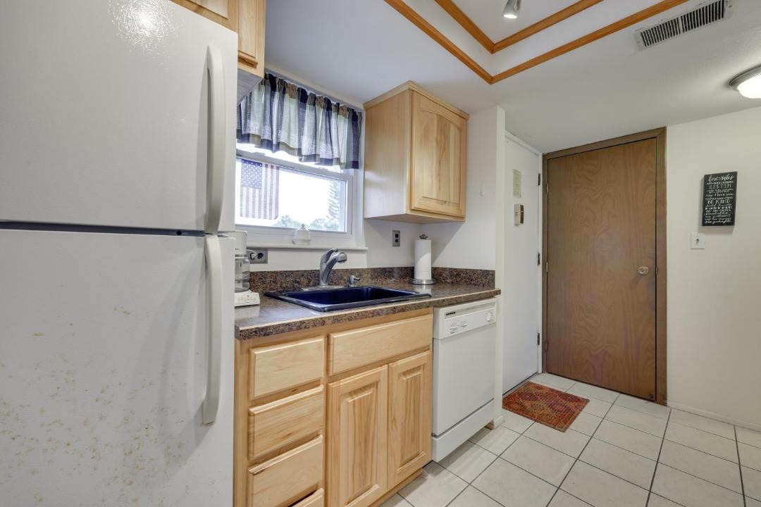 Photo of Kitchen in Welaka