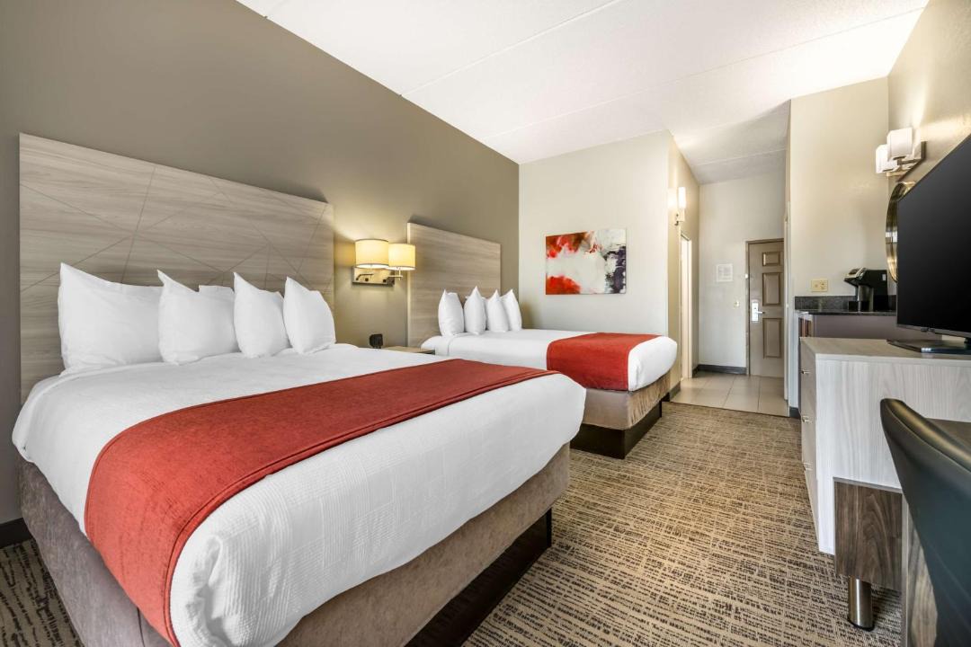 Photo of Bedroom in Lake City