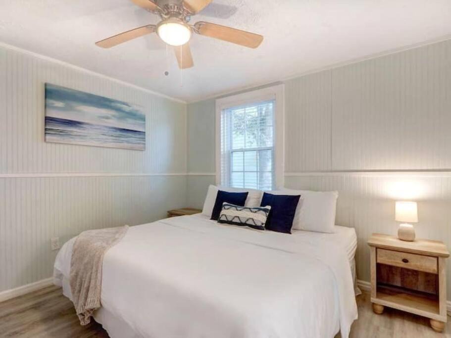 Photo of Bedroom in Tybee Island