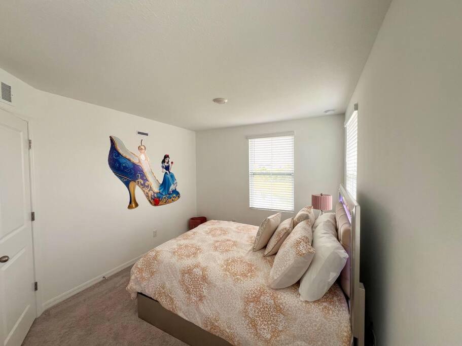 Photo of Bedroom in Davenport