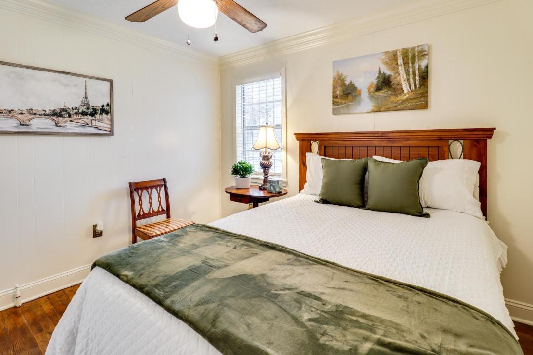 Photo of Bedroom in Jackson