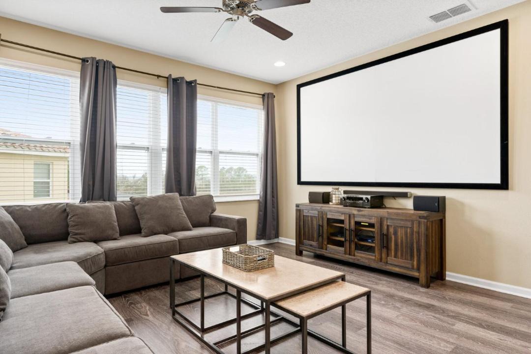 Photo of Livingroom in Loughman